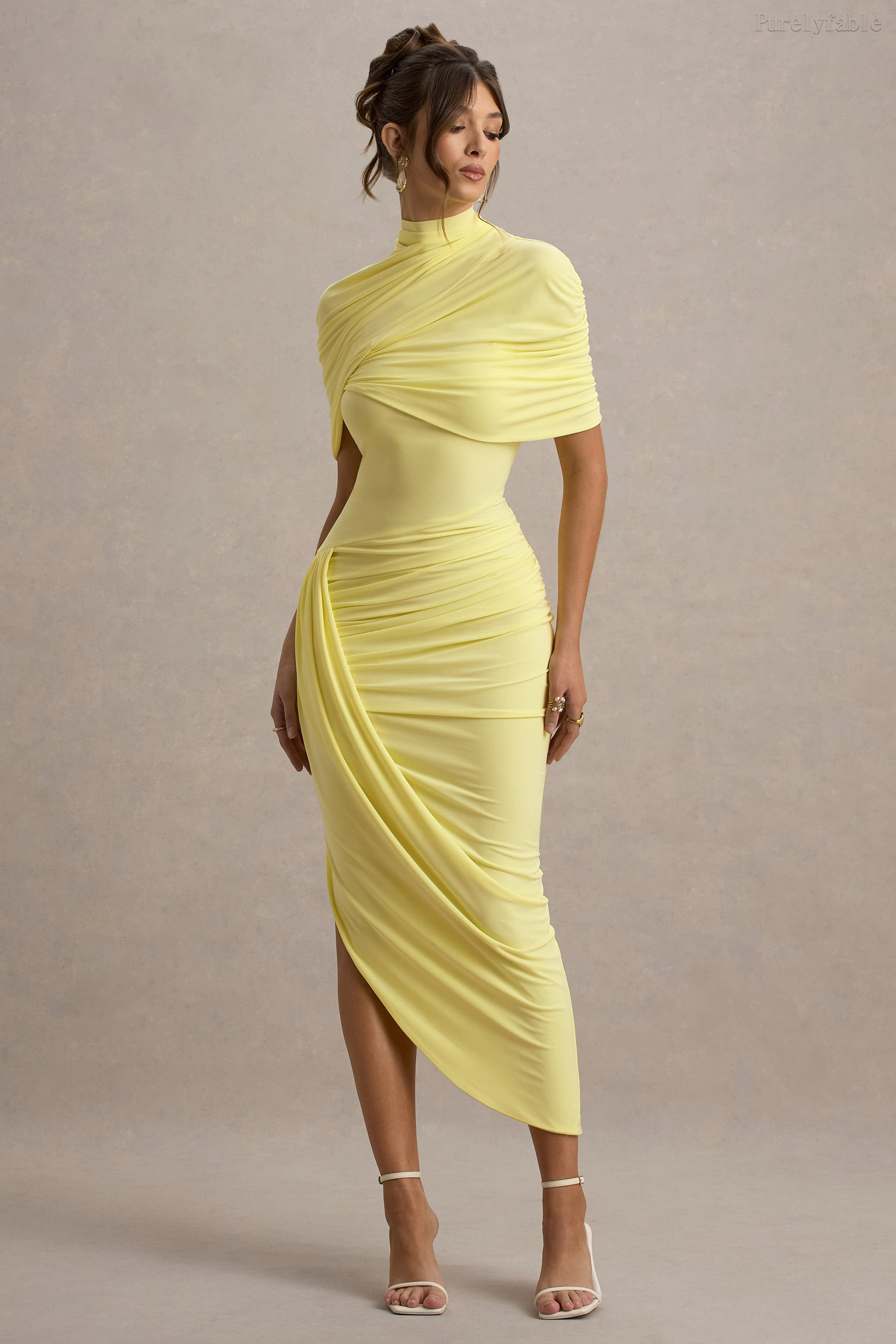 Lena Red Slim-Fit Ruched Bodycon Dress
