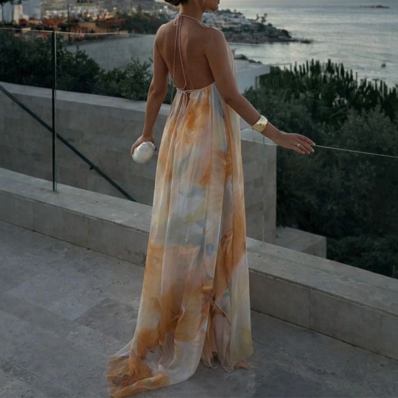 Annalise Printed long-sleeved dress with a collar