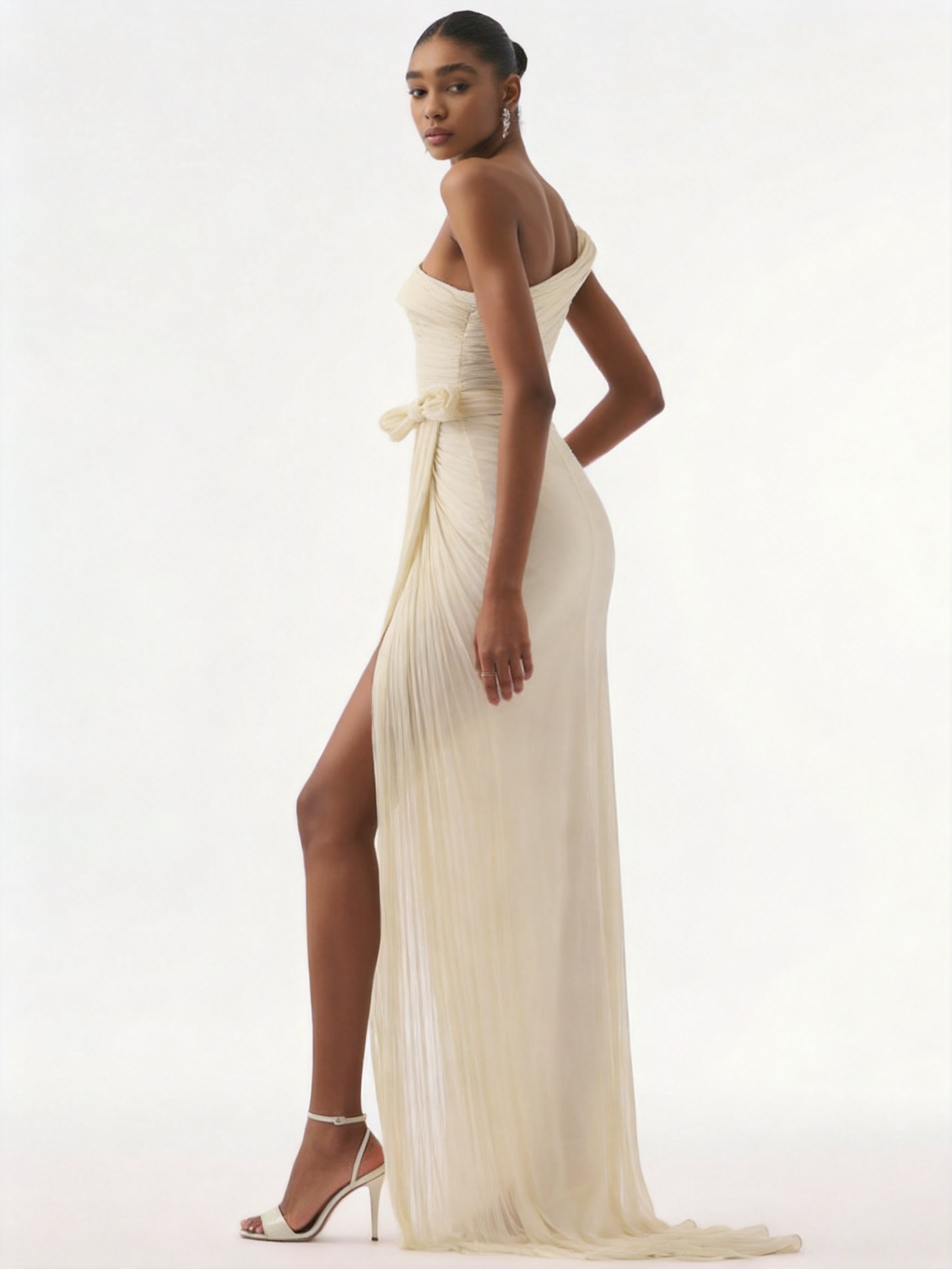 Giselle Off-shoulder Waist-Cinched Ruched Elegant Maxi Dress