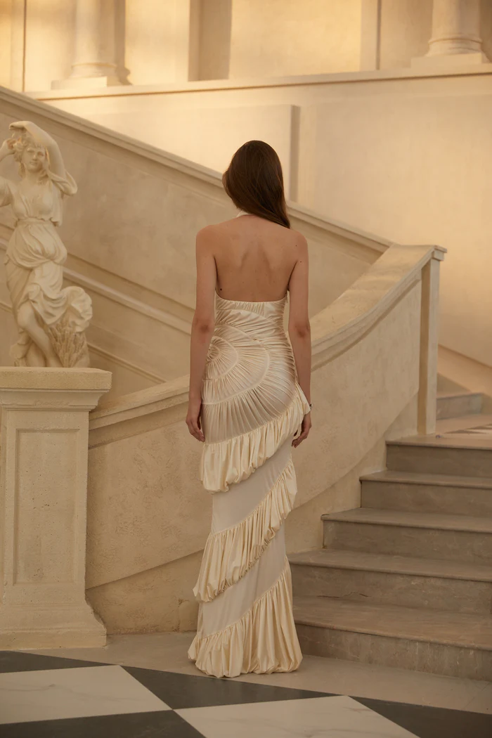 Azaria Elegant ruched slim-fit maxi dress In White