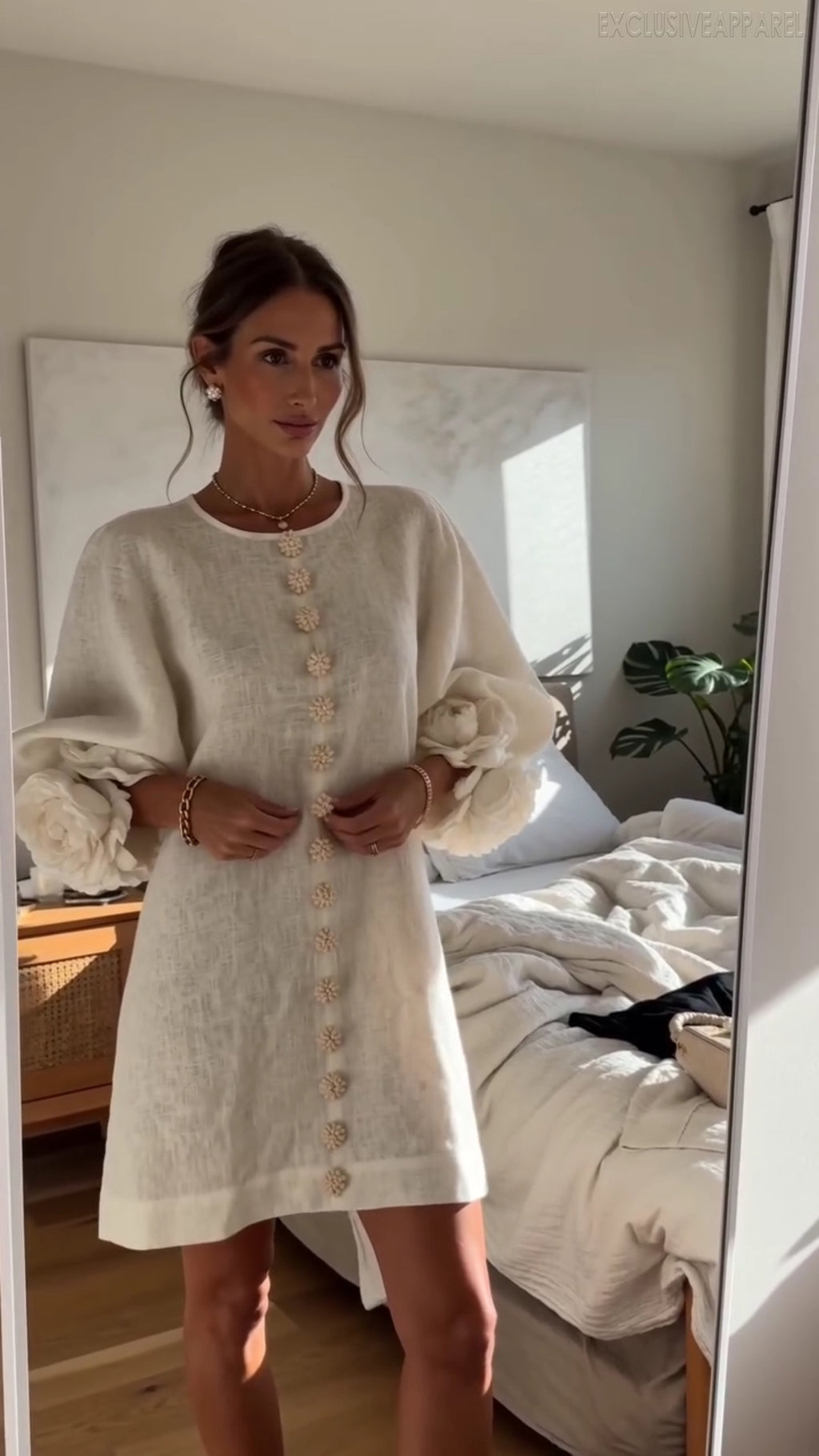 Thalia White Round-Neck Puff  Seeve Short Dress
