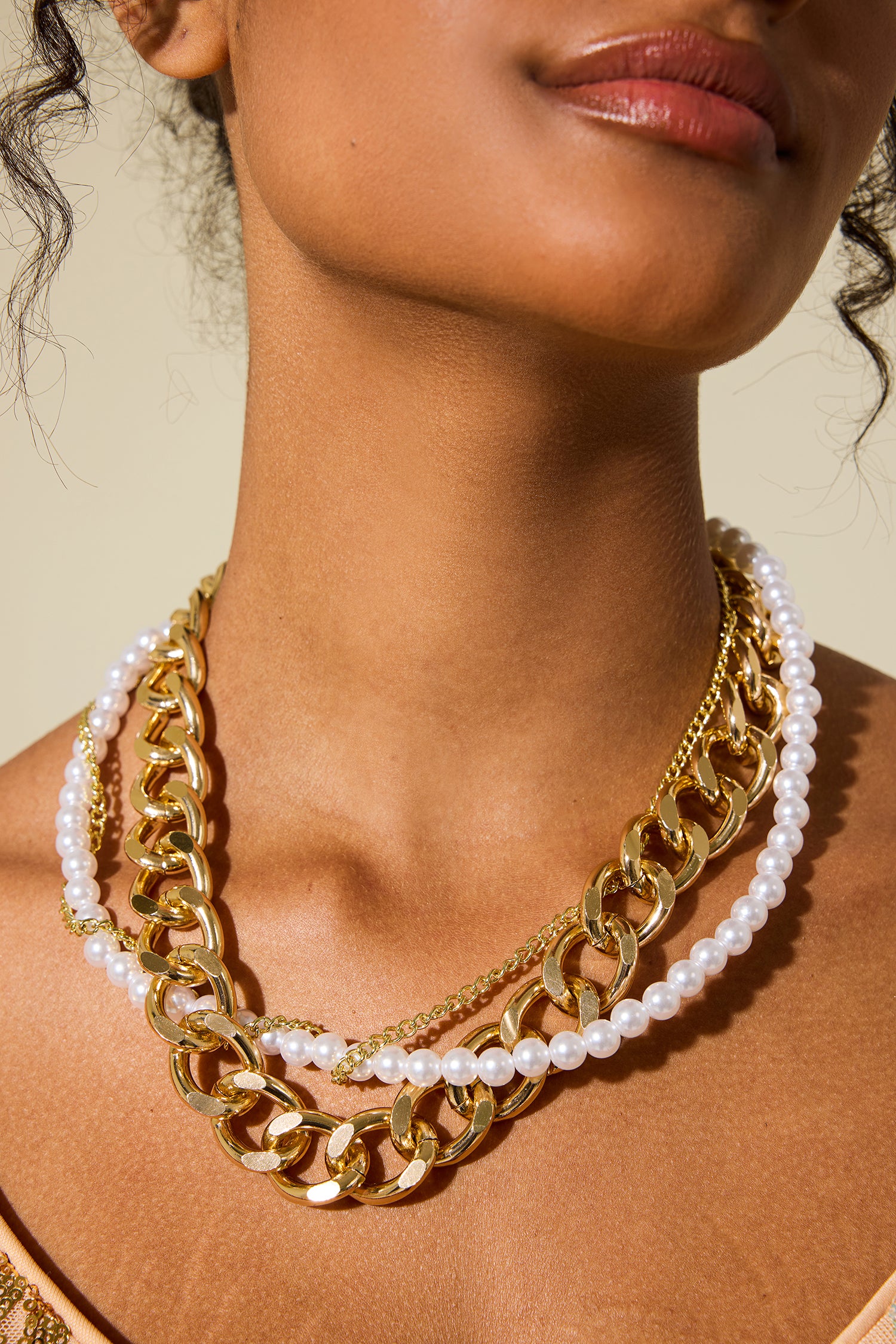 Faux Pearl Metal Chain Multi-Layered Necklace