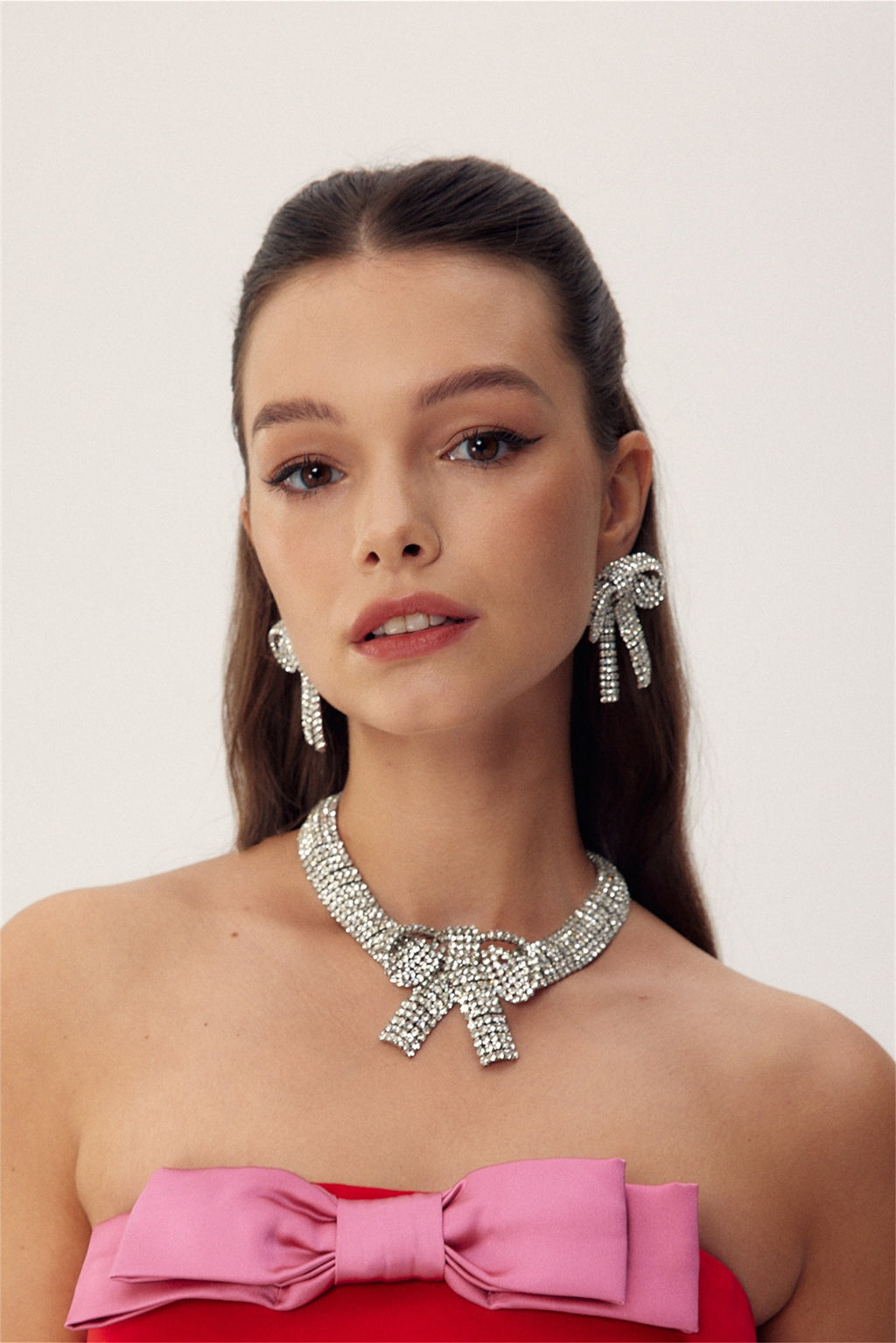 Crystal Embellished Bowknot Necklace