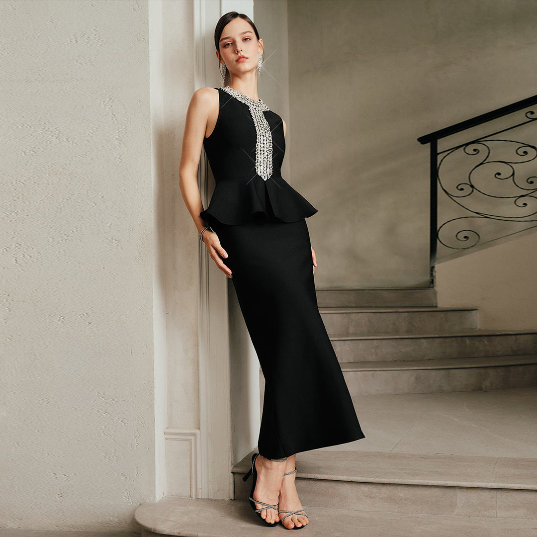 Natalia Black Sleeveless Fitted Dress