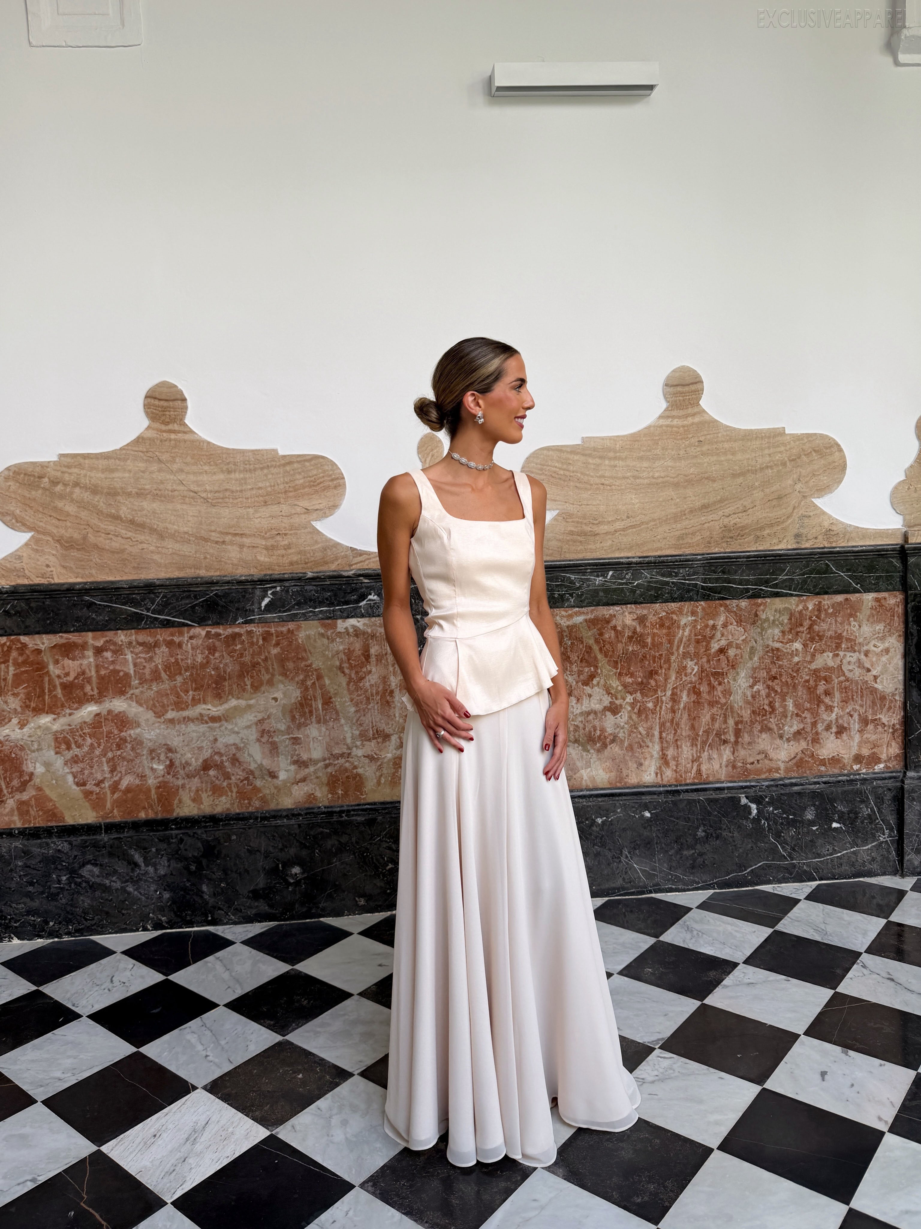 Arabella White Sleeveless Flowing Half-Dress Set