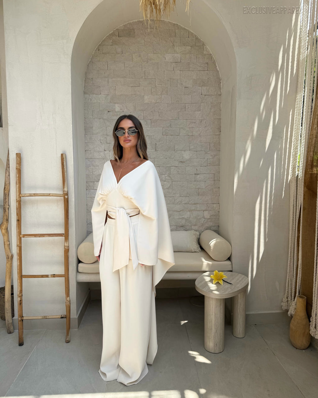 Zaira White Shoulder-Sleeved Wide Leg Pants Set