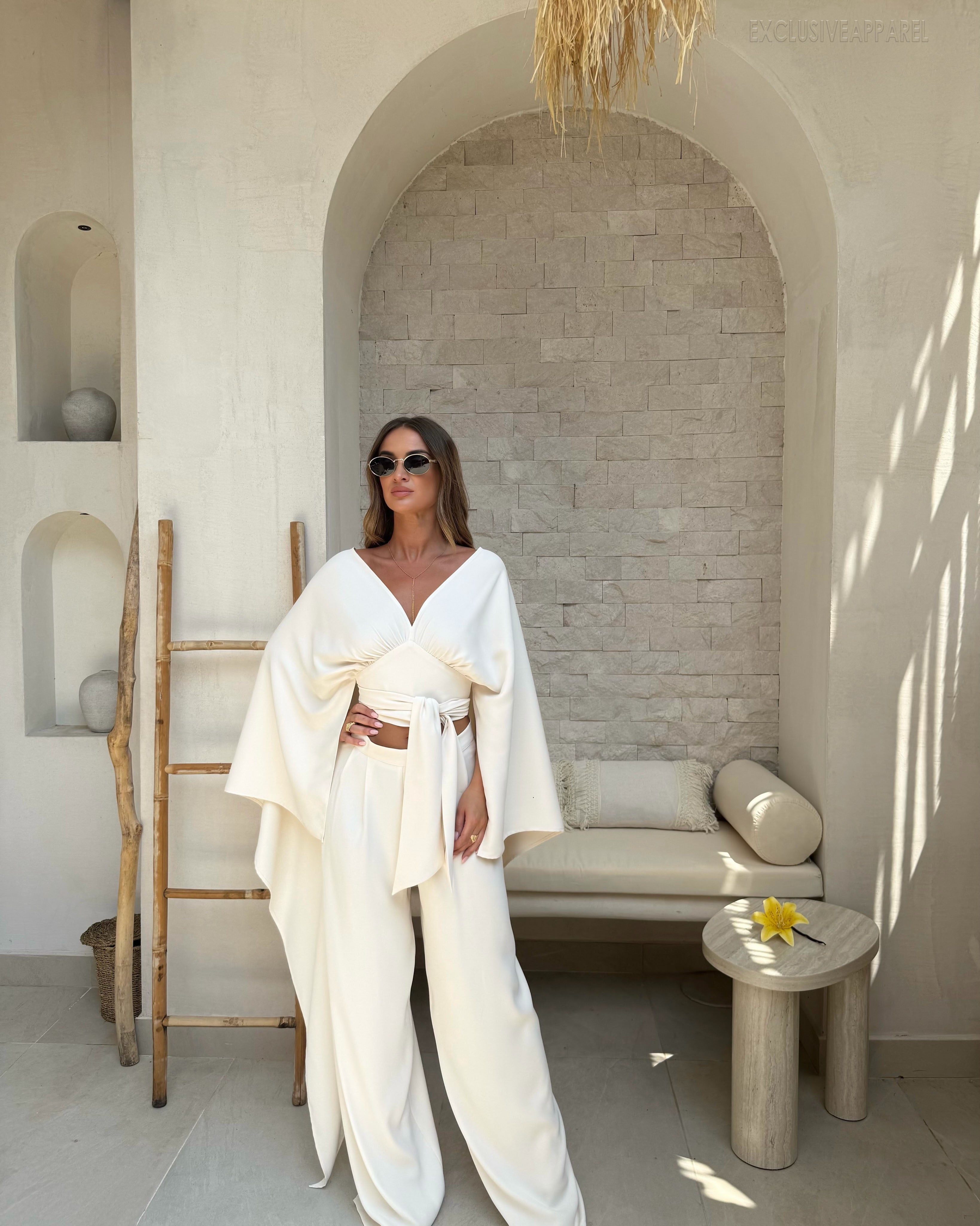 Zaira White Shoulder-Sleeved Wide Leg Pants Set