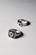 Flower Pattern Pearl Ring Set